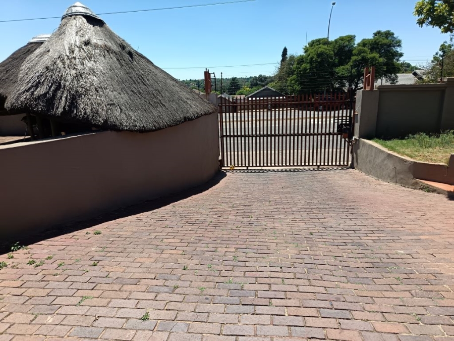 3 Bedroom Property for Sale in Florida North Gauteng