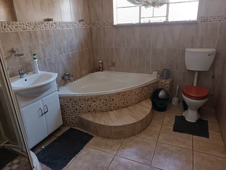 3 Bedroom Property for Sale in Florida North Gauteng