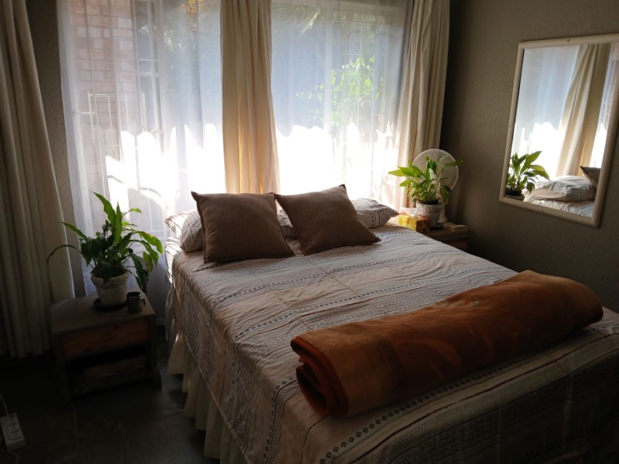 3 Bedroom Property for Sale in Helikonpark Gauteng