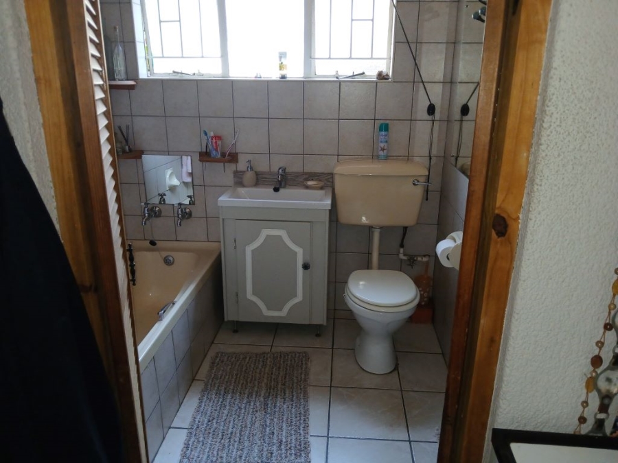 3 Bedroom Property for Sale in Helikonpark Gauteng