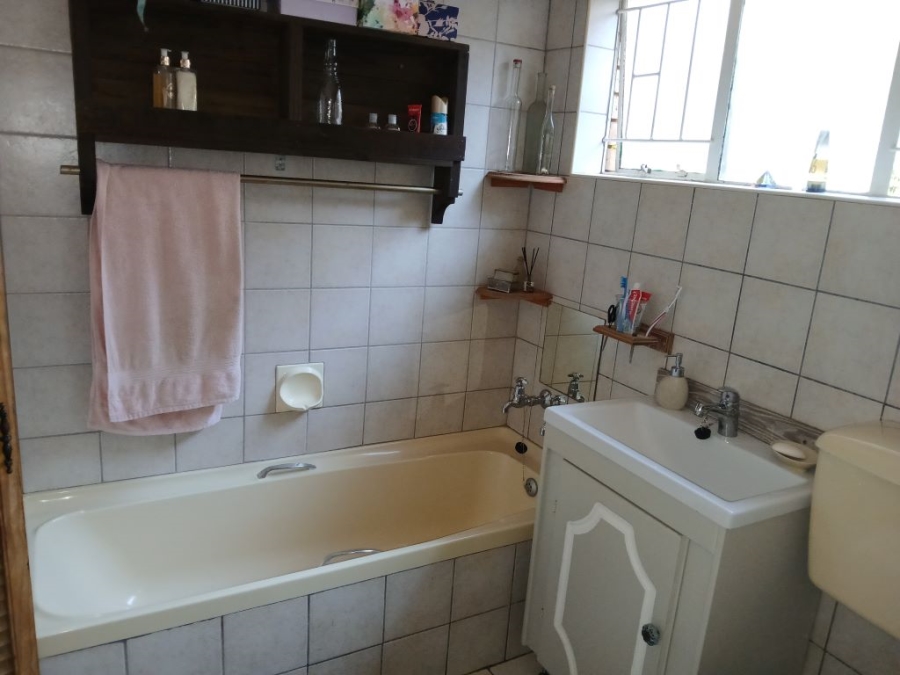 3 Bedroom Property for Sale in Helikonpark Gauteng
