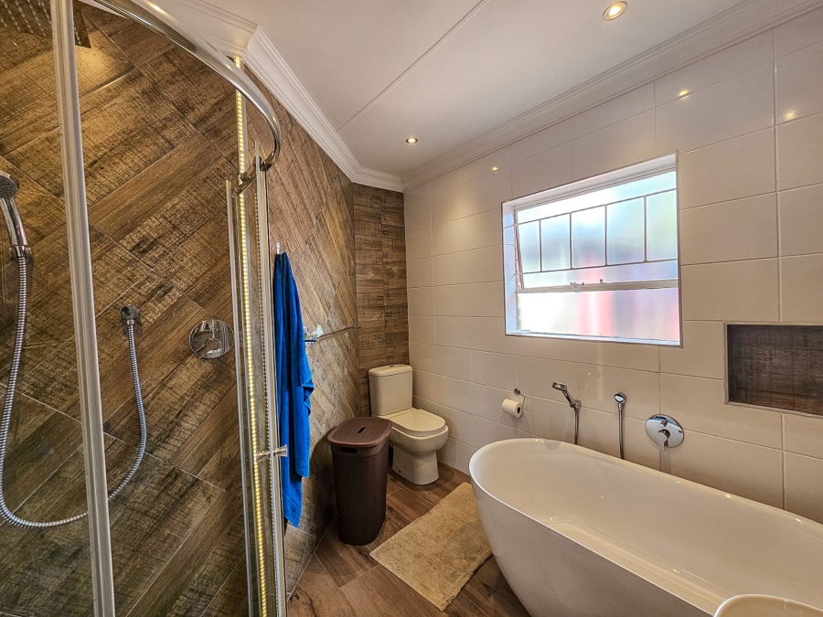 4 Bedroom Property for Sale in Highveld Gauteng