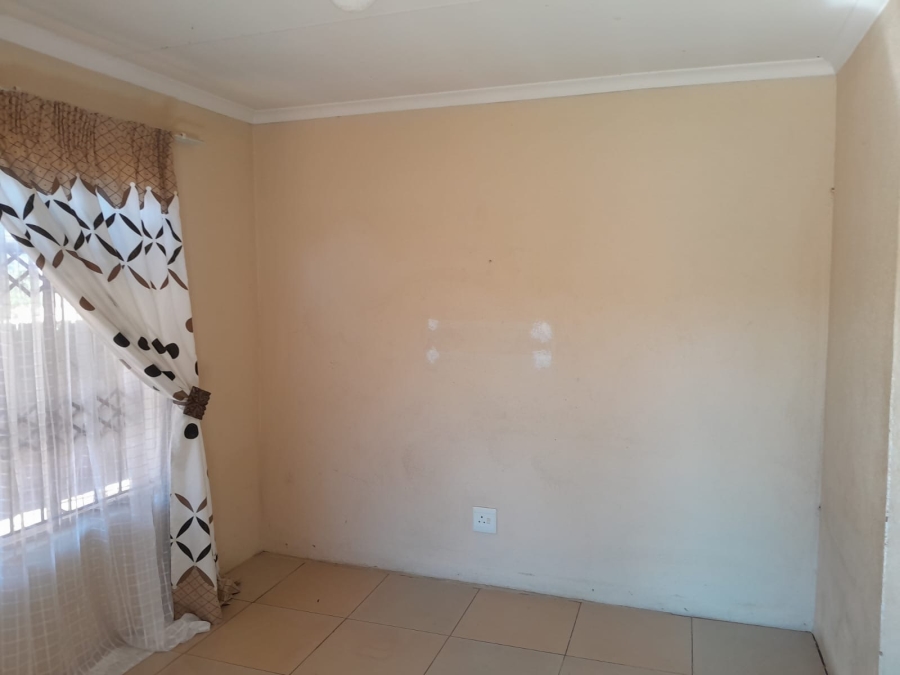 2 Bedroom Property for Sale in Elandspoort Gauteng