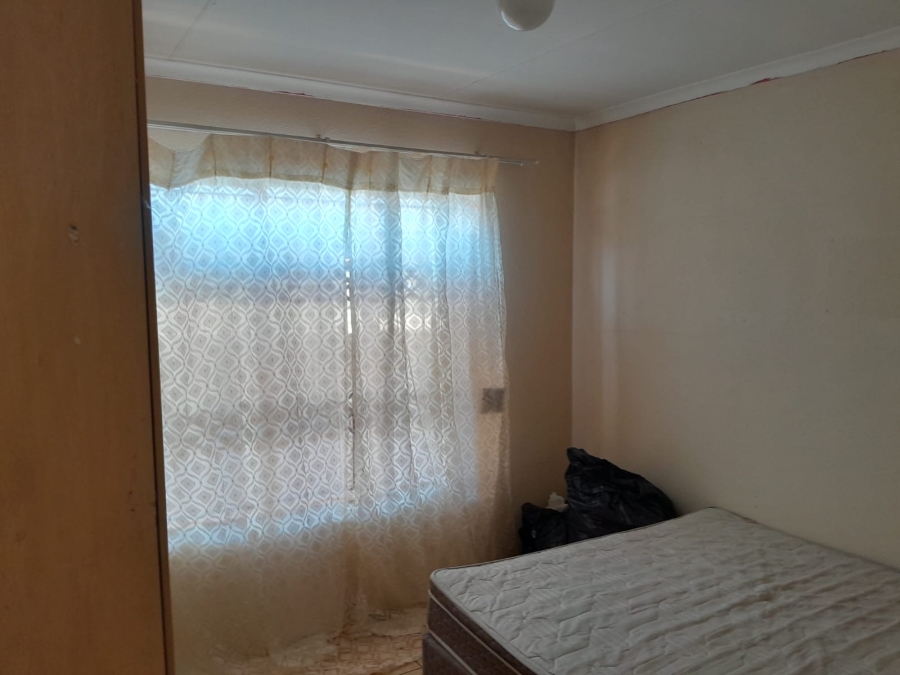 2 Bedroom Property for Sale in Elandspoort Gauteng