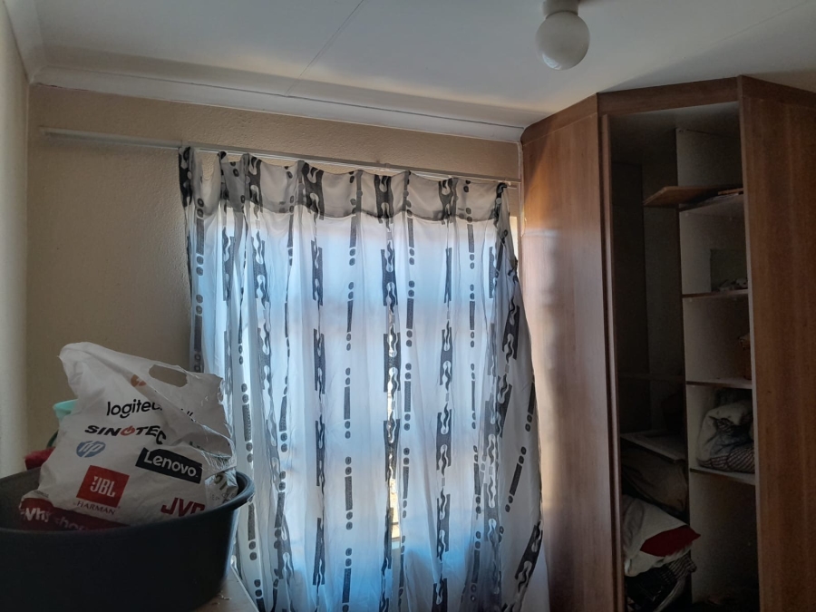 2 Bedroom Property for Sale in Elandspoort Gauteng