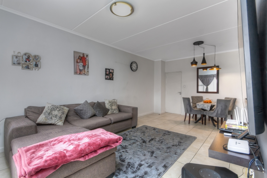 3 Bedroom Property for Sale in Oakdene Gauteng