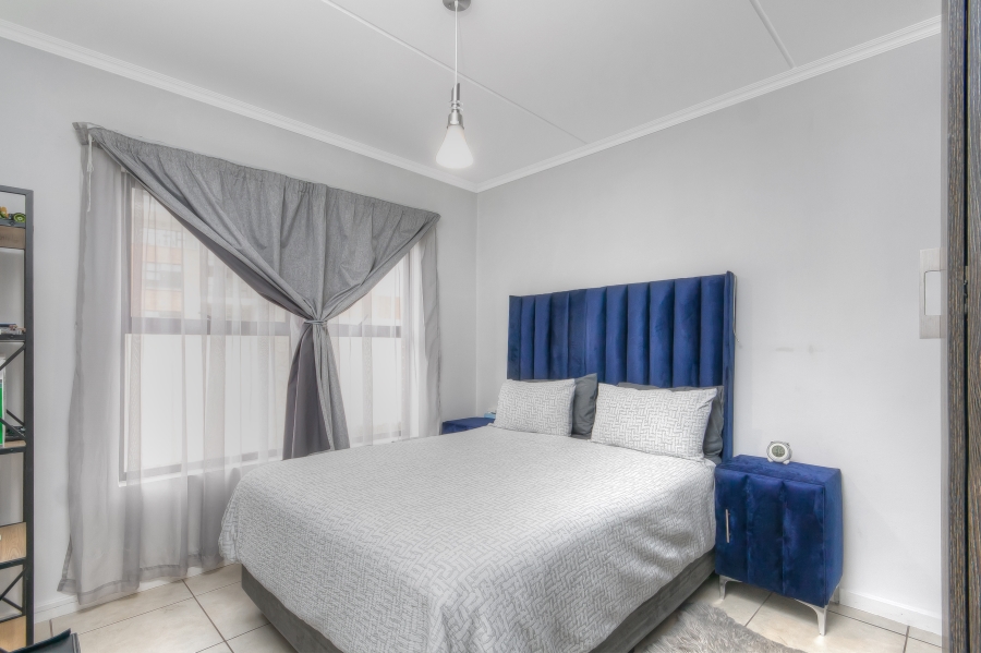 3 Bedroom Property for Sale in Oakdene Gauteng