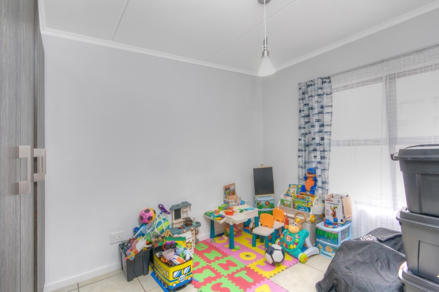 3 Bedroom Property for Sale in Oakdene Gauteng