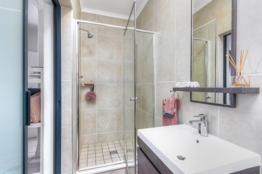 3 Bedroom Property for Sale in Oakdene Gauteng