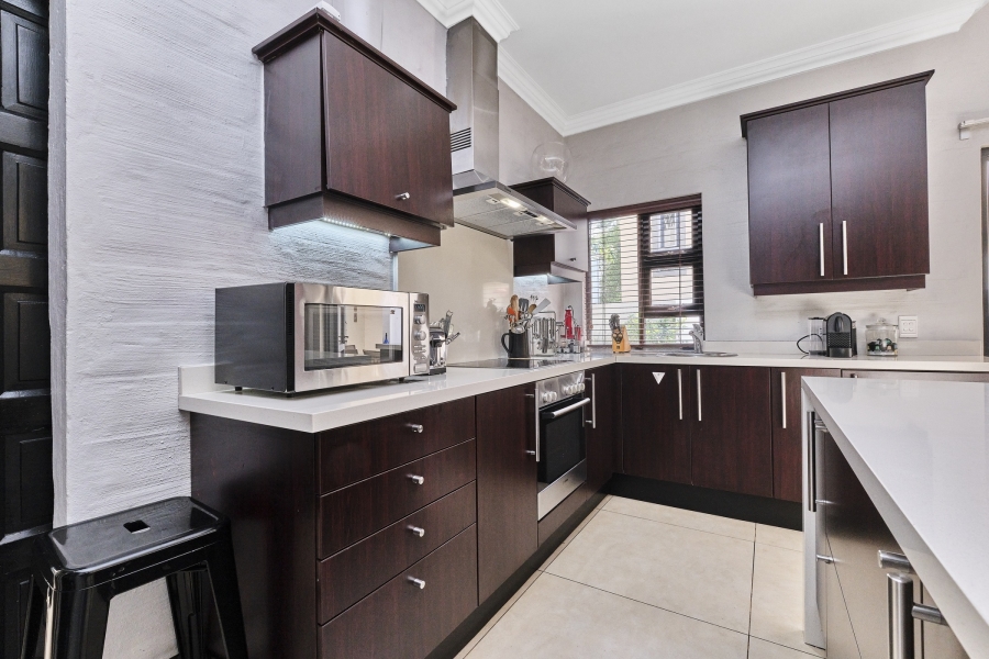 3 Bedroom Property for Sale in Broadacres Gauteng