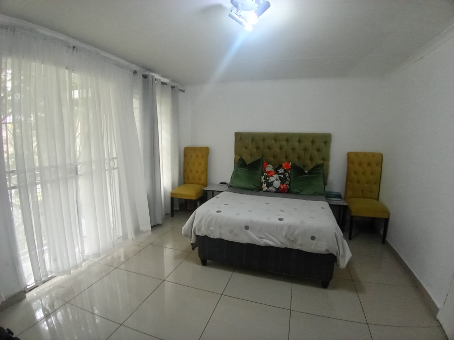 2 Bedroom Property for Sale in Radiokop Gauteng