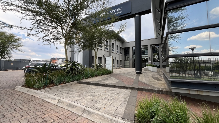 To Let commercial Property for Rent in Strubensvallei Gauteng