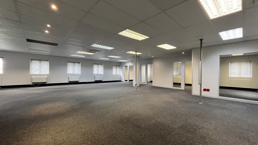 To Let commercial Property for Rent in Strubensvallei Gauteng