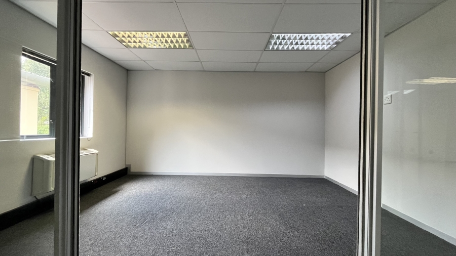 To Let commercial Property for Rent in Strubensvallei Gauteng