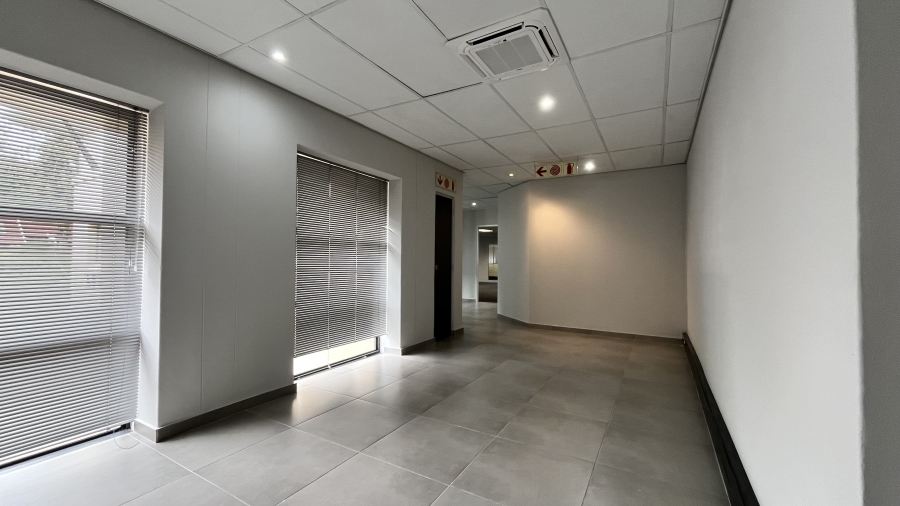 To Let commercial Property for Rent in Strubensvallei Gauteng