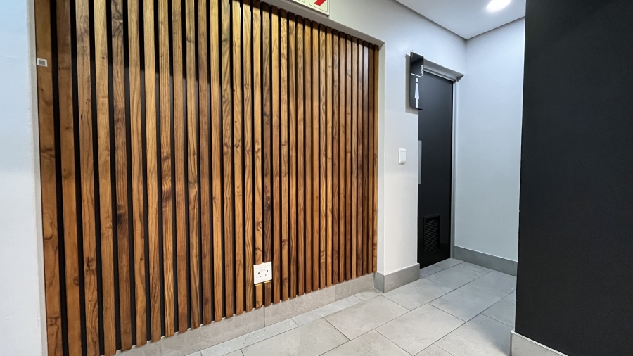 To Let commercial Property for Rent in Strubensvallei Gauteng