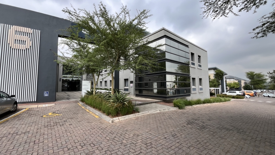 To Let commercial Property for Rent in Strubensvallei Gauteng
