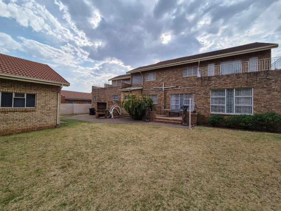 4 Bedroom Property for Sale in Vanderbijlpark SE Gauteng