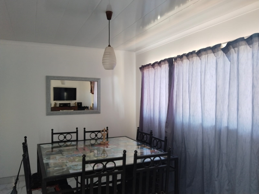 4 Bedroom Property for Sale in Rothdene Gauteng