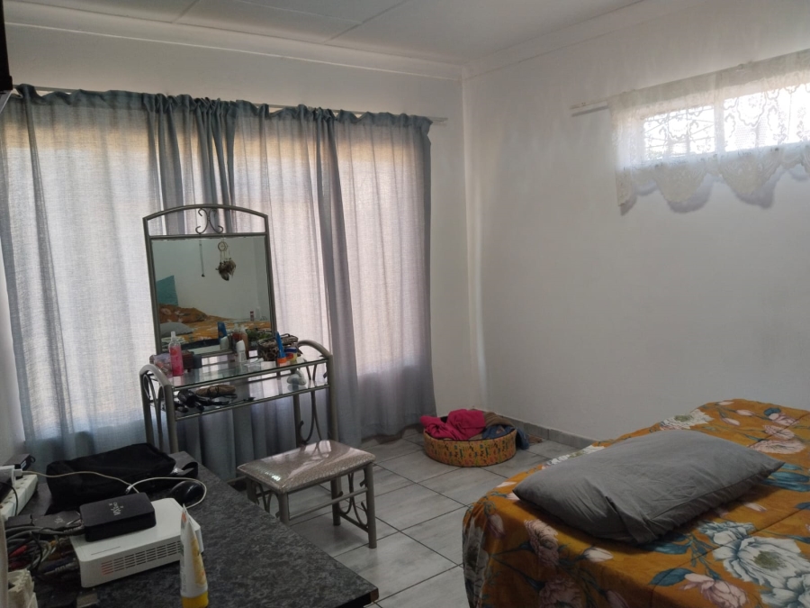 4 Bedroom Property for Sale in Rothdene Gauteng