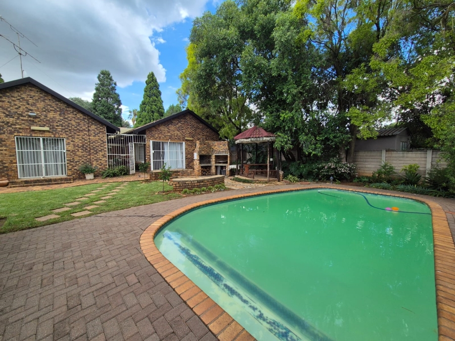 5 Bedroom Property for Sale in Vanderbijlpark SE Gauteng