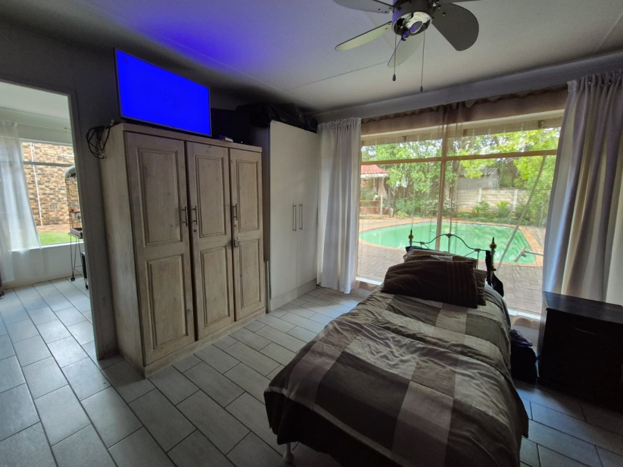 5 Bedroom Property for Sale in Vanderbijlpark SE Gauteng