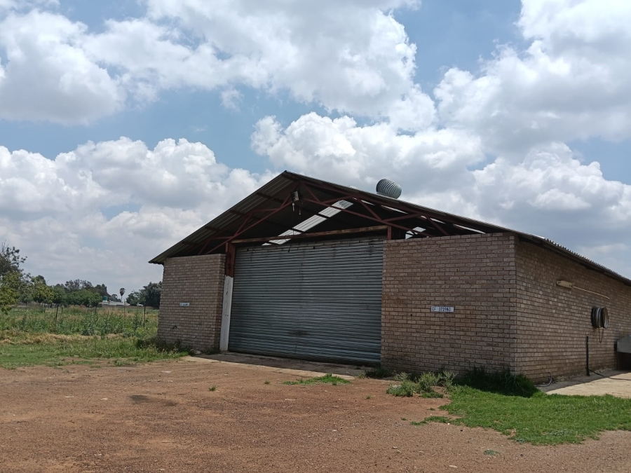 4 Bedroom Property for Sale in Middelvlei A H Gauteng