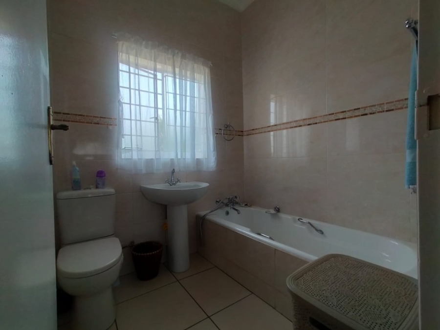 3 Bedroom Property for Sale in Greenhills Gauteng