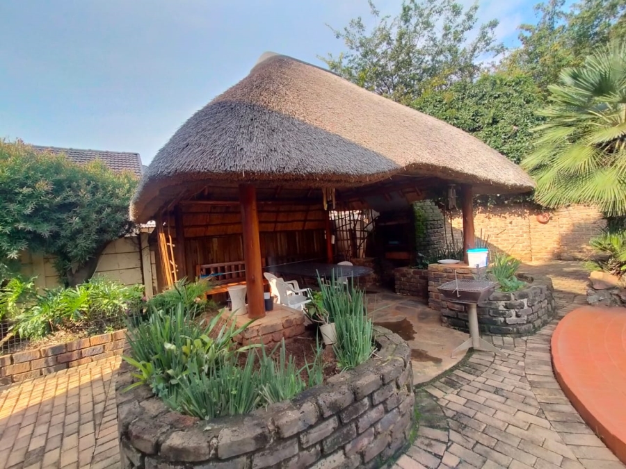 3 Bedroom Property for Sale in Greenhills Gauteng