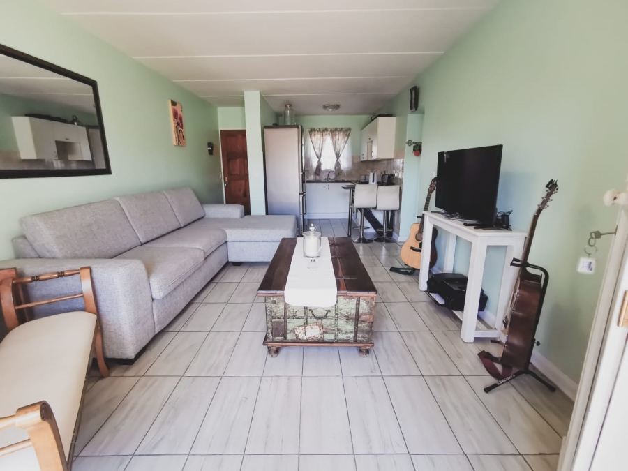 2 Bedroom Property for Sale in Parkrand Gauteng