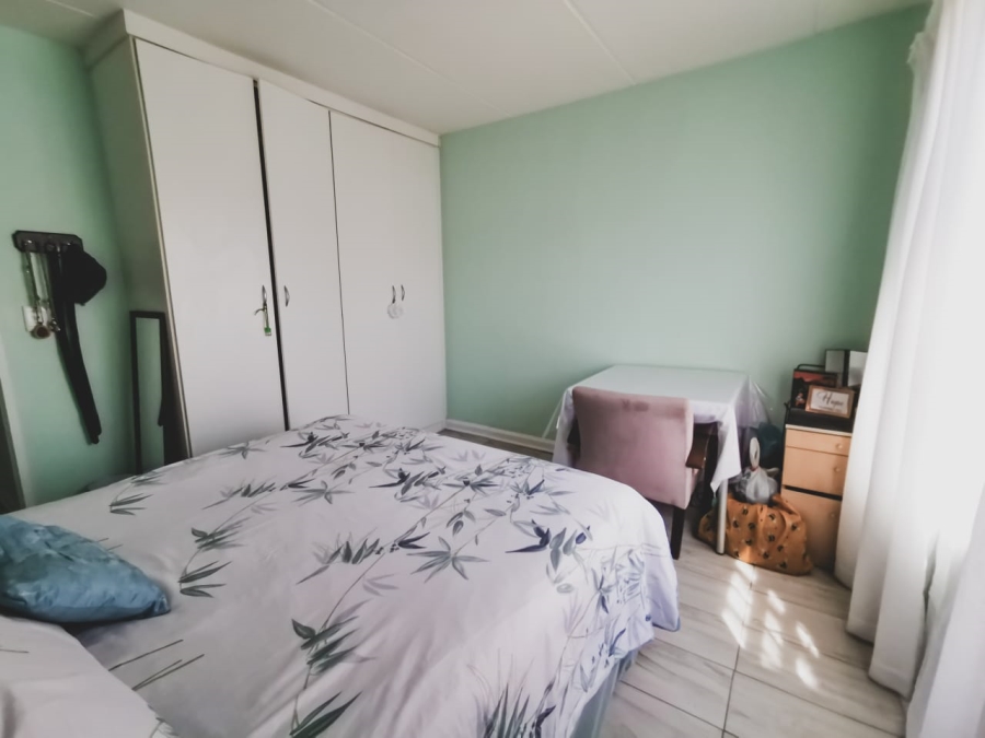 2 Bedroom Property for Sale in Parkrand Gauteng