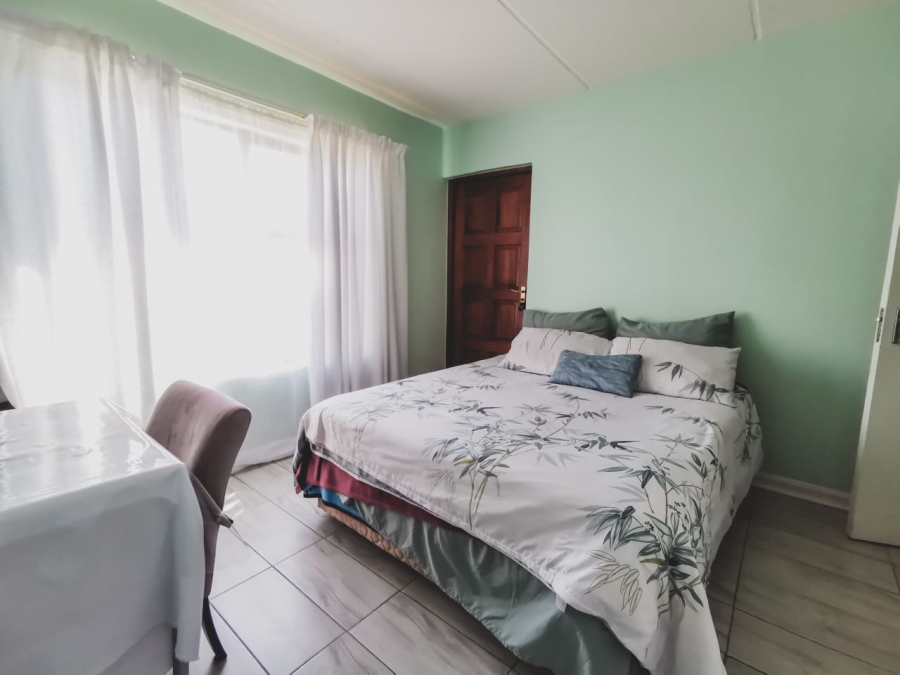 2 Bedroom Property for Sale in Parkrand Gauteng