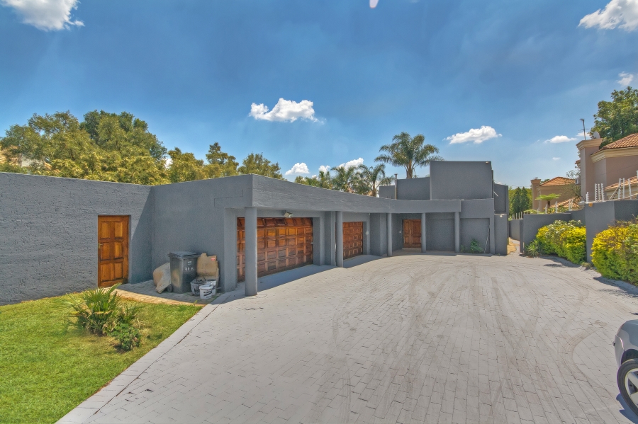 5 Bedroom Property for Sale in Morningside Gauteng
