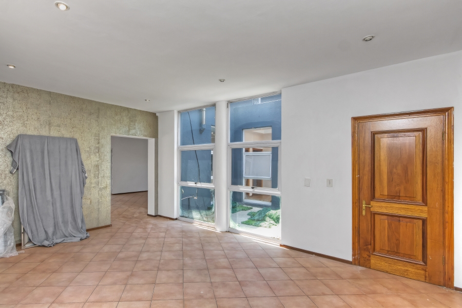 5 Bedroom Property for Sale in Morningside Gauteng