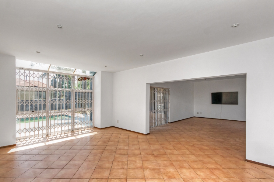 5 Bedroom Property for Sale in Morningside Gauteng