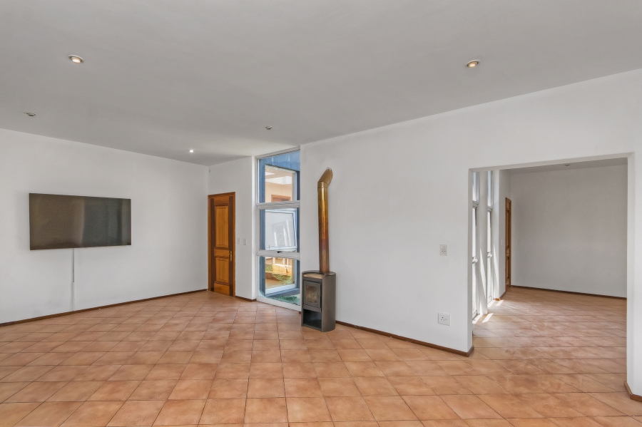 5 Bedroom Property for Sale in Morningside Gauteng