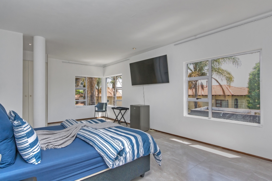 5 Bedroom Property for Sale in Morningside Gauteng