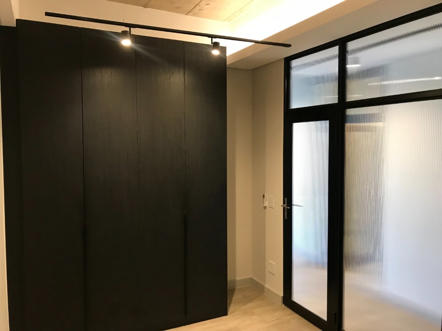To Let 1 Bedroom Property for Rent in Sandown Gauteng
