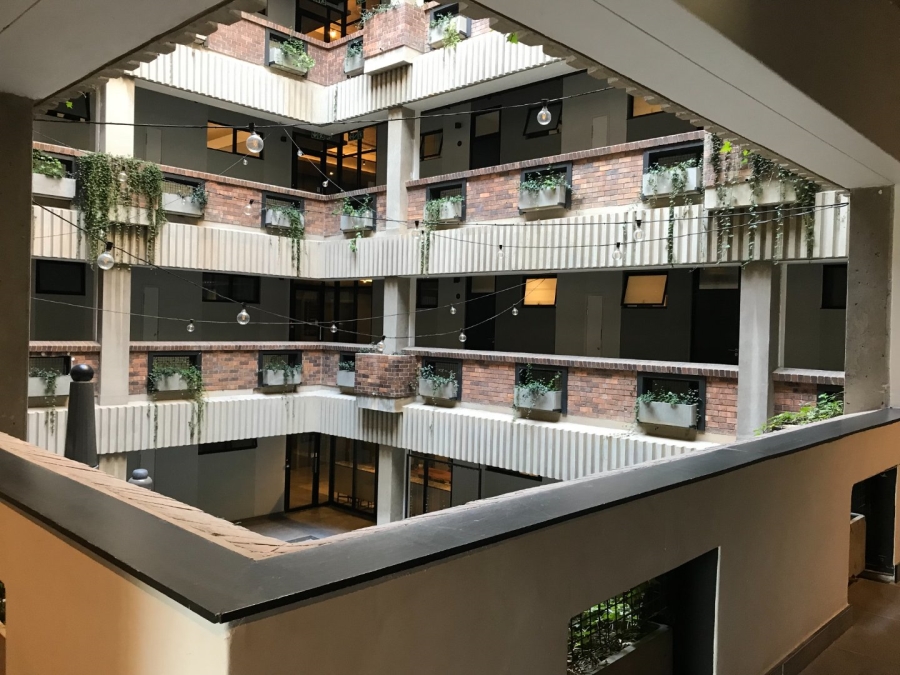 To Let 1 Bedroom Property for Rent in Sandown Gauteng