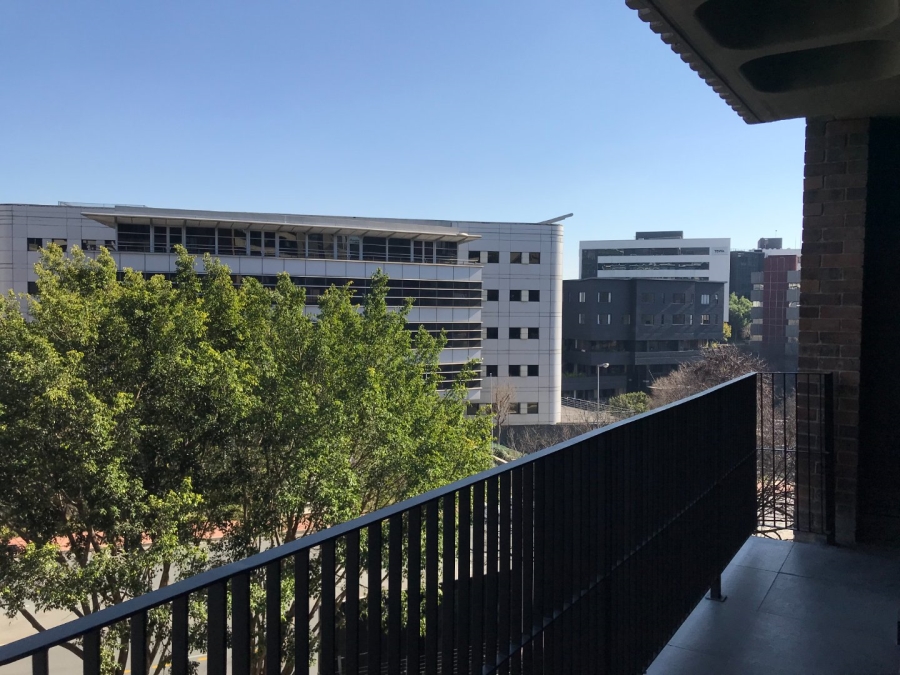 To Let 1 Bedroom Property for Rent in Sandown Gauteng