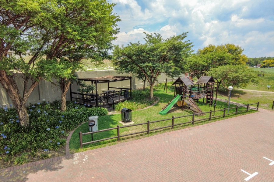 1 Bedroom Property for Sale in Fourways Gauteng