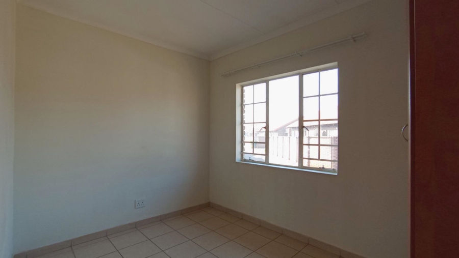 2 Bedroom Property for Sale in The Orchards Gauteng