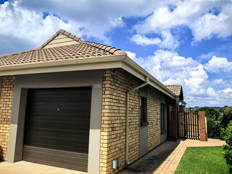 2 Bedroom Property for Sale in Olivedale Gauteng