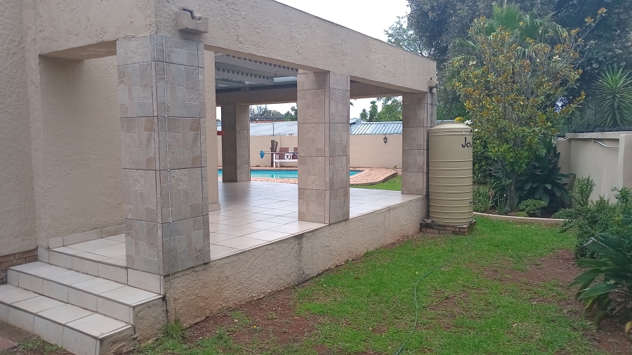 3 Bedroom Property for Sale in Bordeaux Gauteng