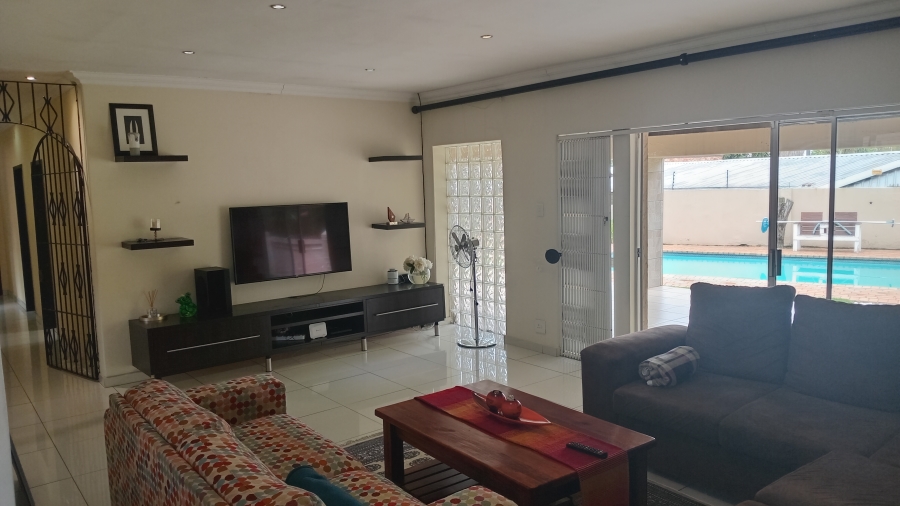 3 Bedroom Property for Sale in Bordeaux Gauteng
