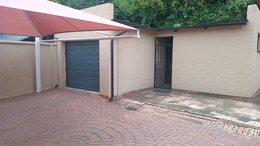 3 Bedroom Property for Sale in Bordeaux Gauteng