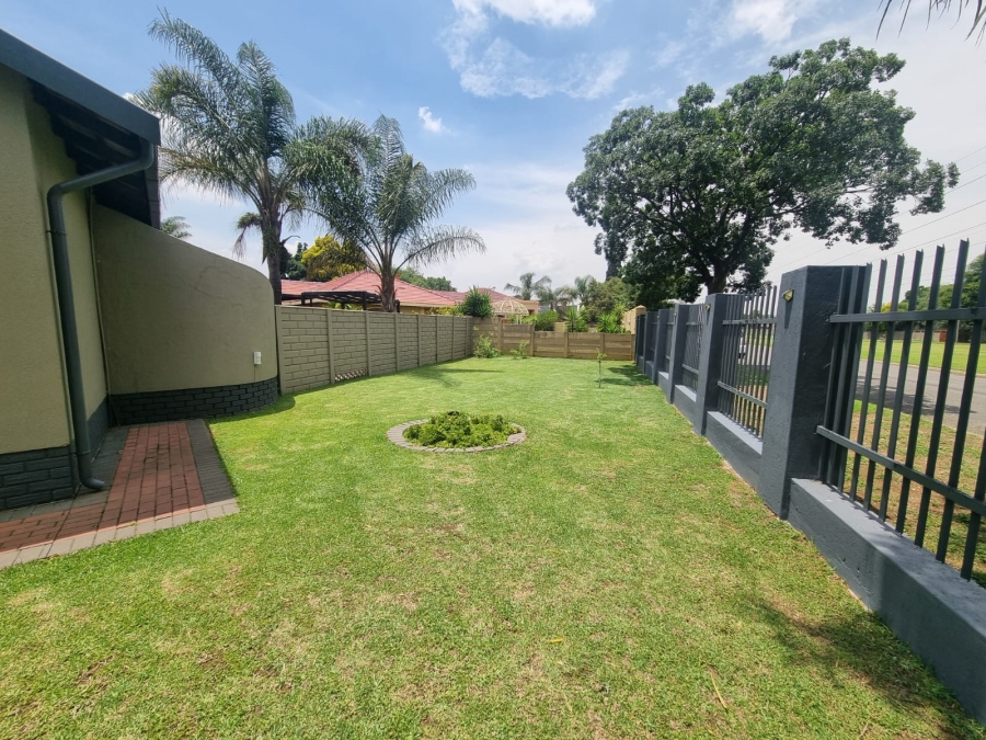 3 Bedroom Property for Sale in Freeway Park Gauteng