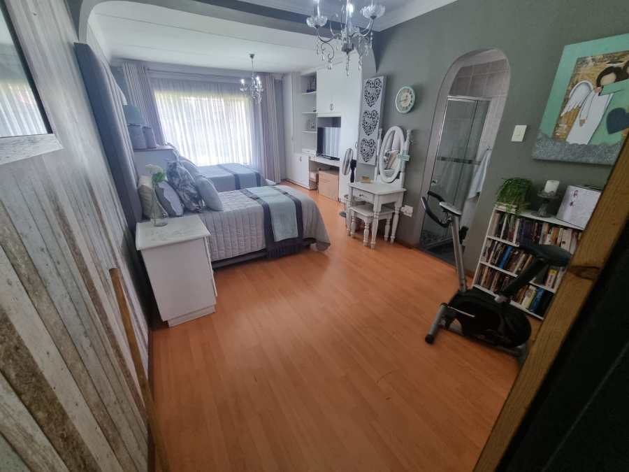 3 Bedroom Property for Sale in Freeway Park Gauteng