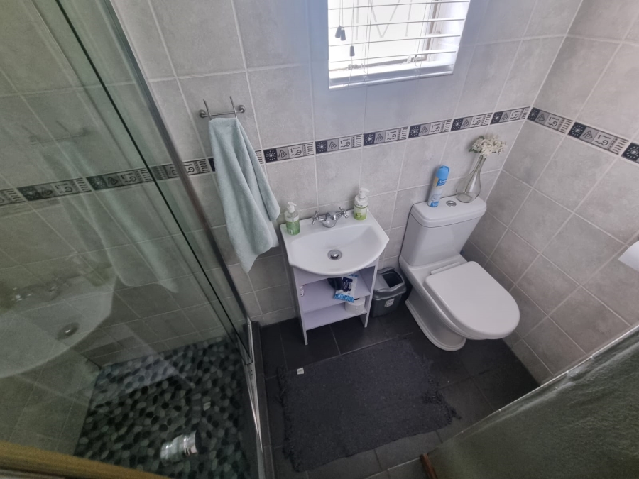 3 Bedroom Property for Sale in Freeway Park Gauteng