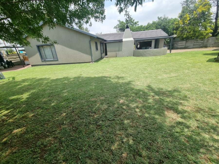 3 Bedroom Property for Sale in Freeway Park Gauteng